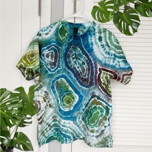 (L) NWOT Handmade Geode Tie Dye Shirt